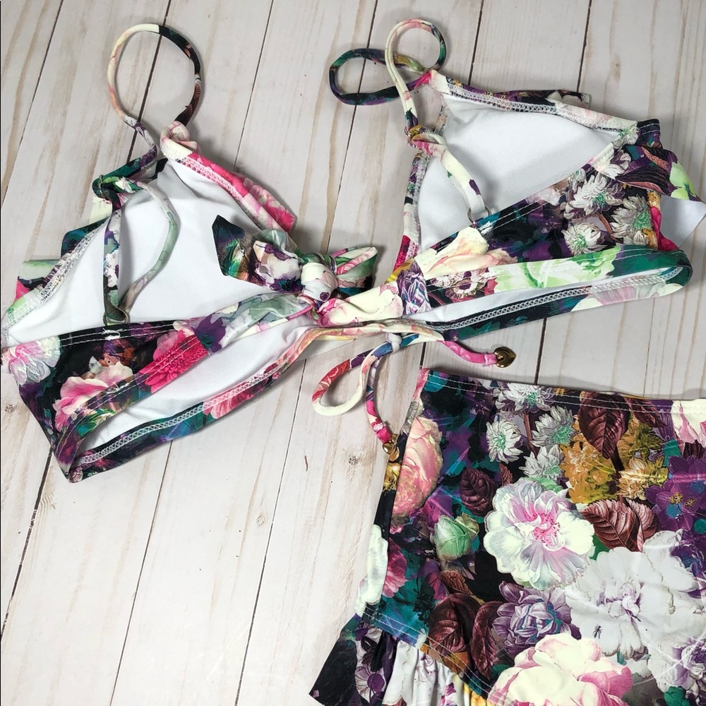 Colorful, Floral High-Waisted 2 Piece Swimsuit - Size Medium - Picture 10 of 13